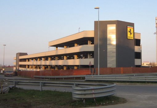 Parcheggio Multipiano Ferrari - Maranello